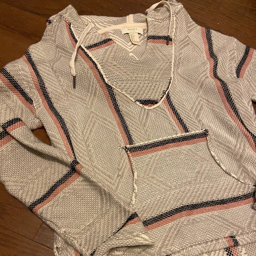 Forever 21 Sweatshirt